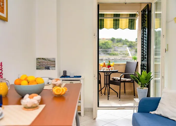 Neighbor By Ivcic Apartment *